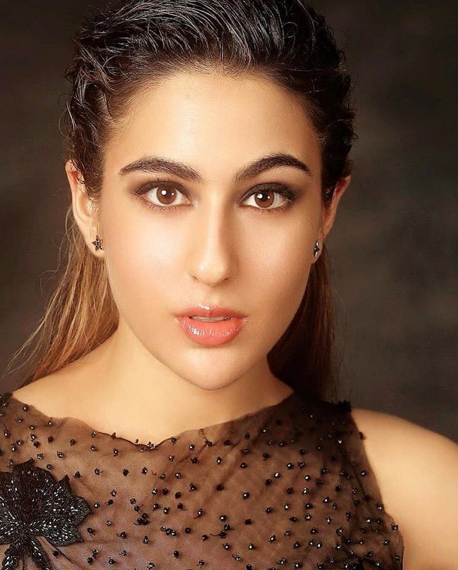 Sara Ali Khan NSFW