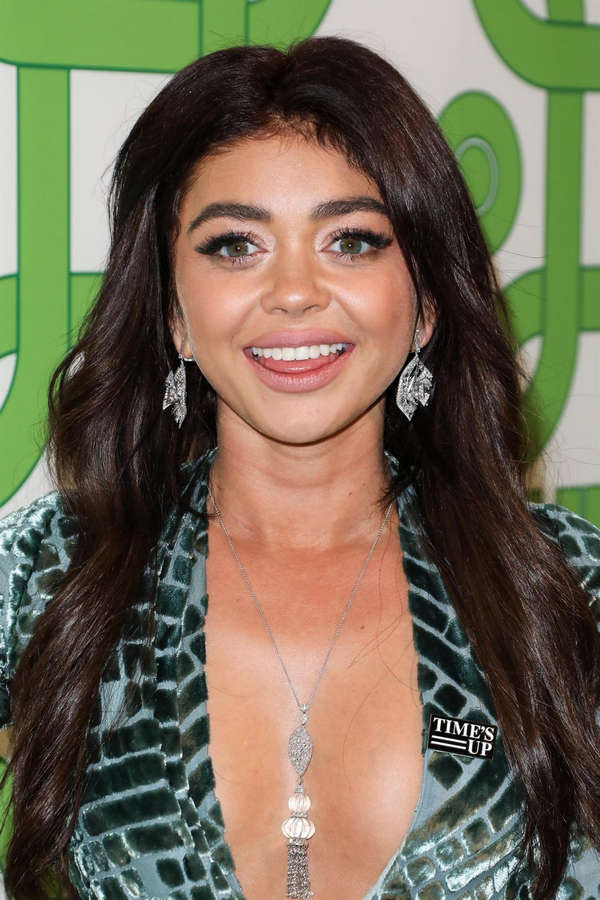 Sarah Hyland NSFW