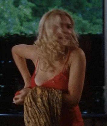 Scarlett Johansson Boobs