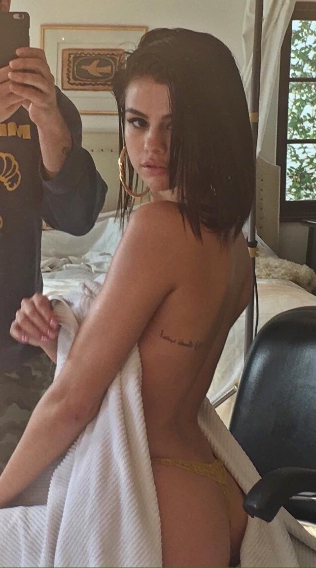 Selena Gomez From Instagram 2017 NSFW