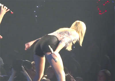 Shake It Off Taylor Ass