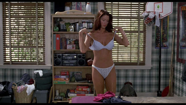 Shannon Elizabeth This Scene Really Is What Launched The Whole American Pie Franchise NSFW