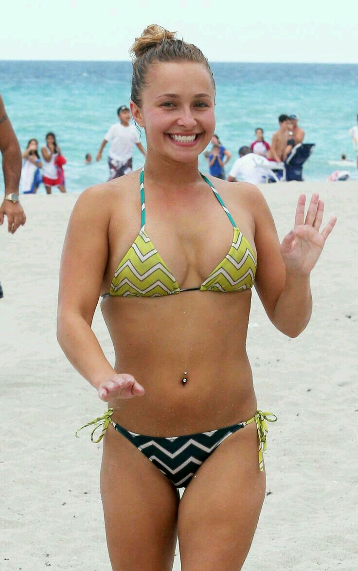Short Little Bitches Like Hayden Panettiere Are My Absolute Favorite NSFW