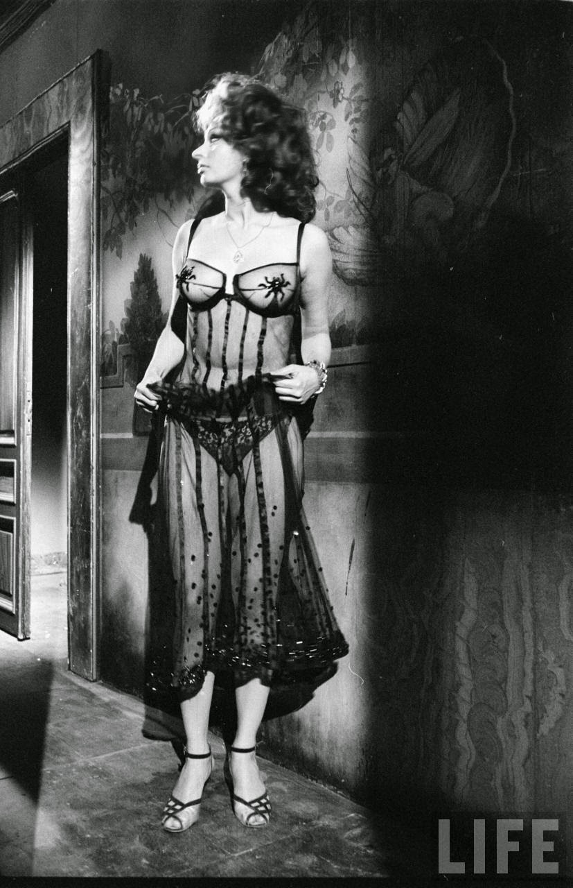 Sophia Loren In Lingerie Marriage Italian Style 1964 NSF