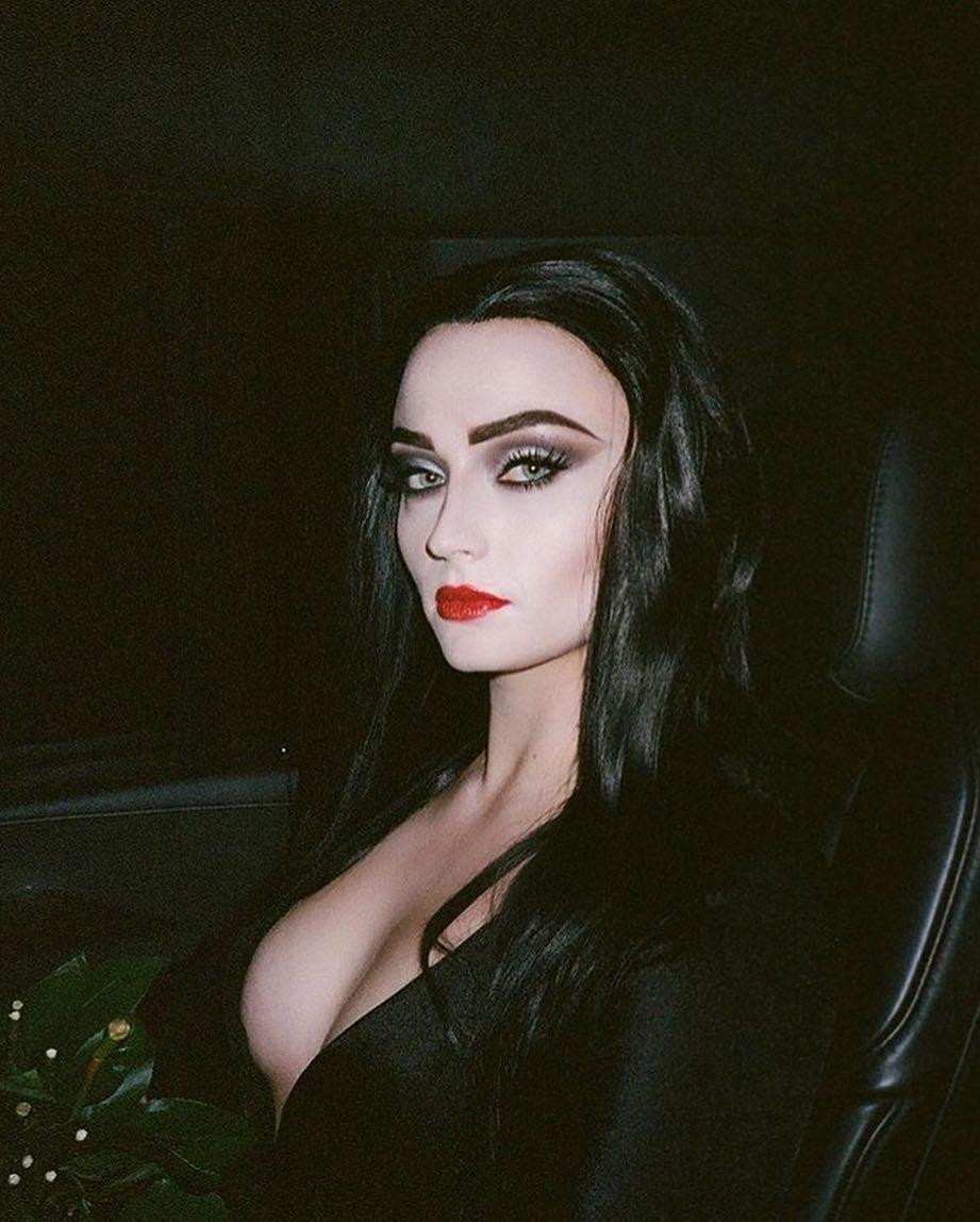 Sophie Turner As Morticia Addams Nud