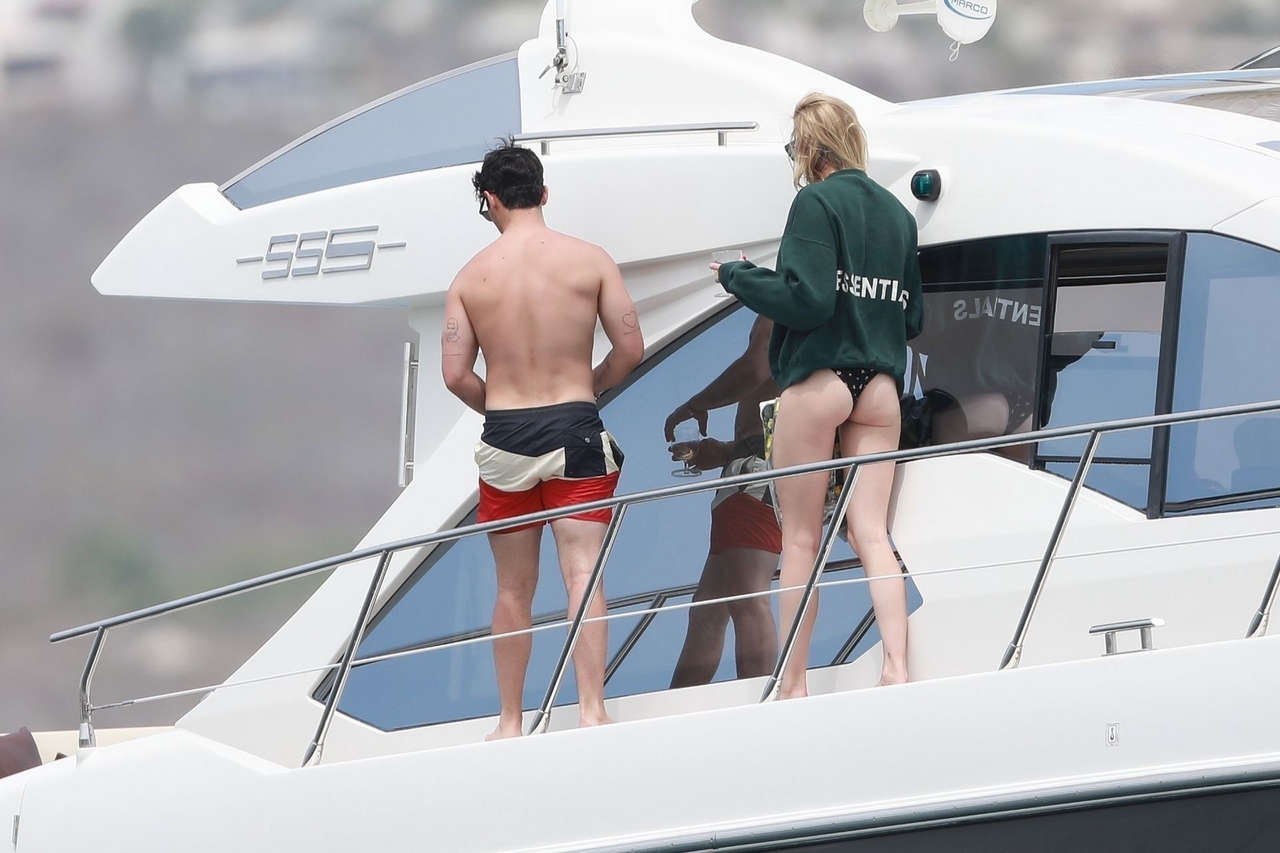 Sophie Turner In A Swimsuit Ass