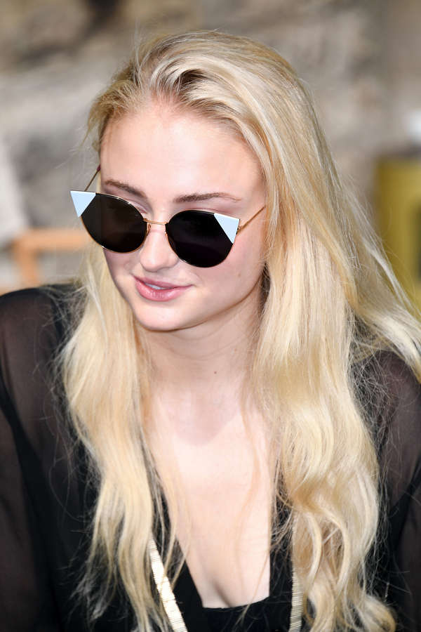 Sophie Turner NSFW