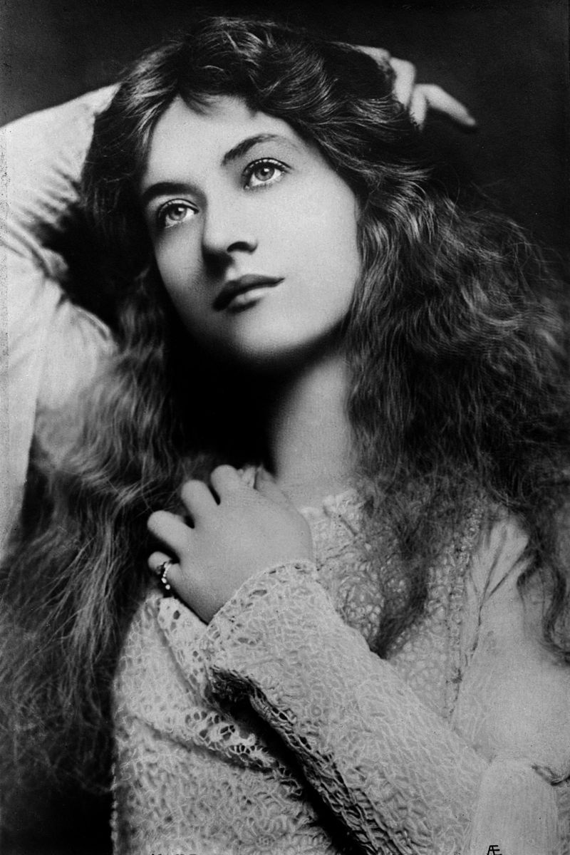 Stage Actress Maude Fealy Circa 1901 NSF