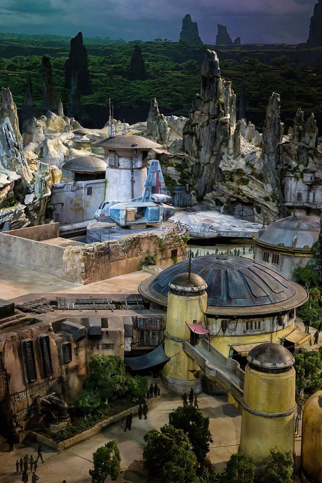 Star Wars Land NSFW