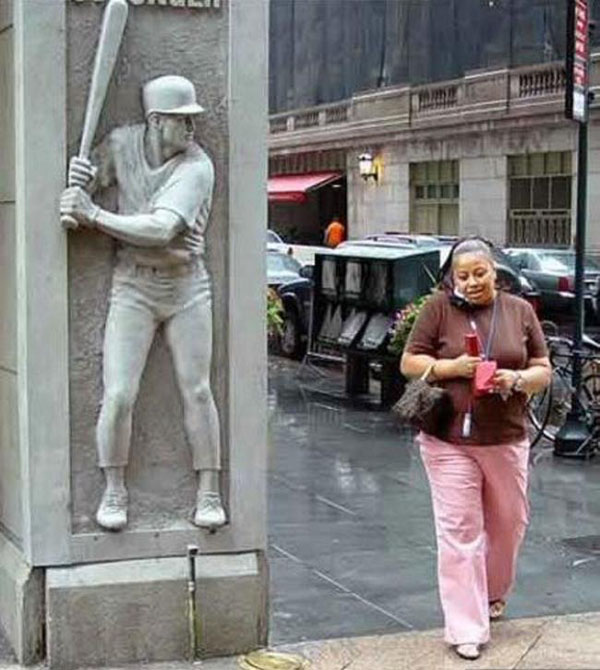 Statues Hitting People NSFW