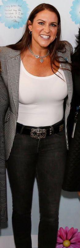Stephanie Mcmahon Big Tits