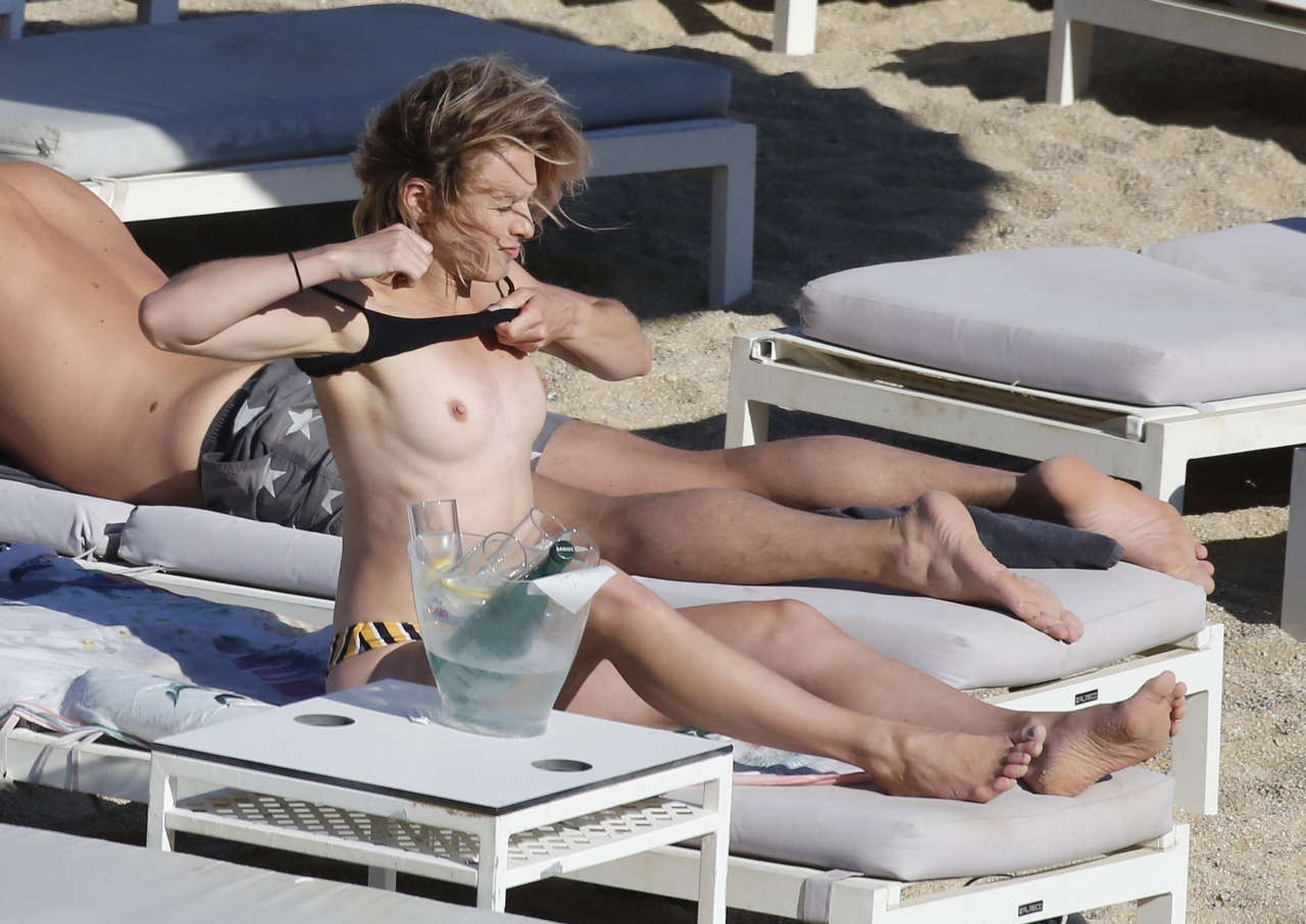 Stephanie Pratt Topless At The Beach NSFW