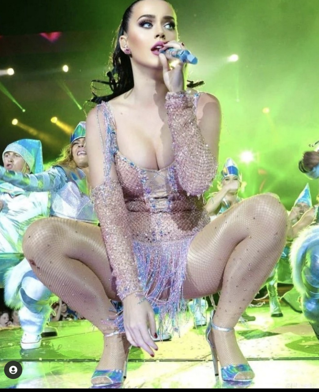 Stroking Over Katy Perry Feels So Good NSFW