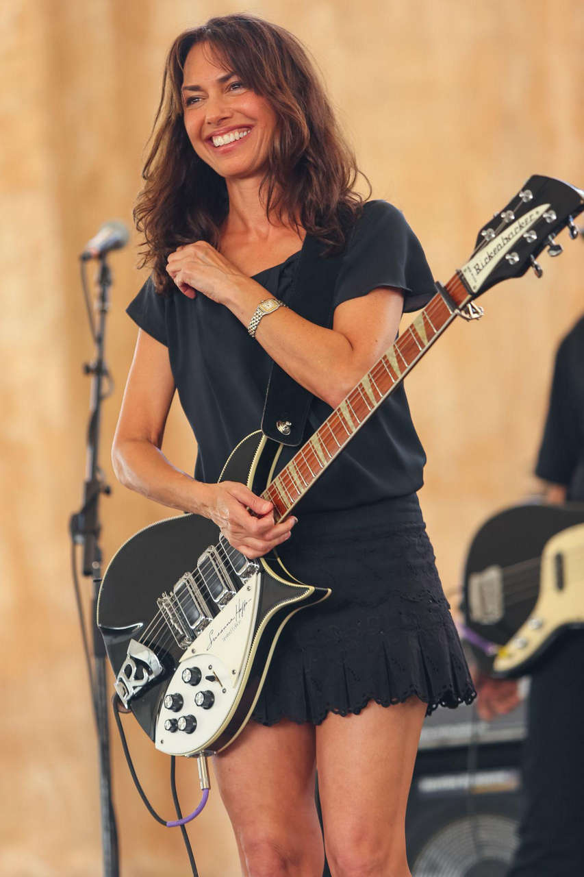 Susanna Hoffs At 57 Years Old Lead Singer Of The Bangles X Post From R Pics NSF
