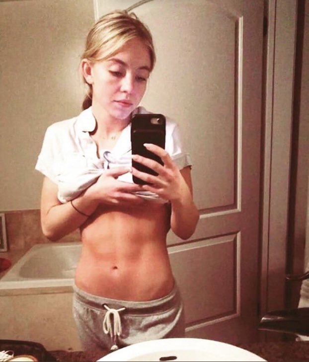 Sydney Sweeney Abs