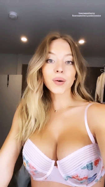 Sydney Sweeney Big Tits