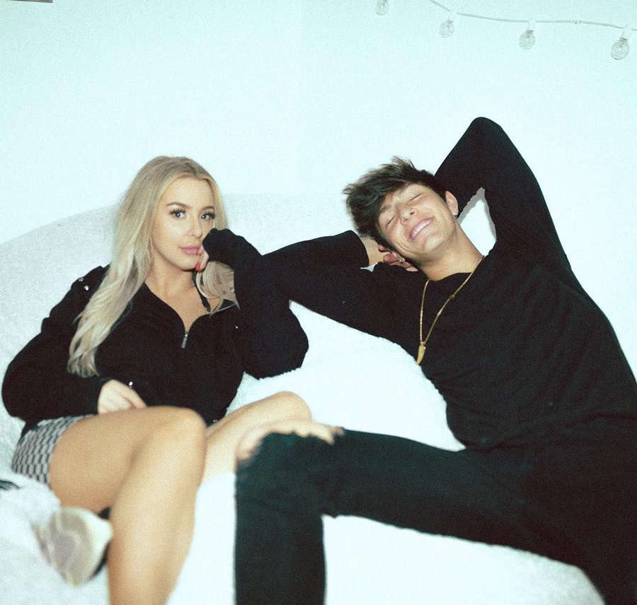 Tana Mongeau NSFW