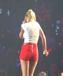 Taylor Swift Ass