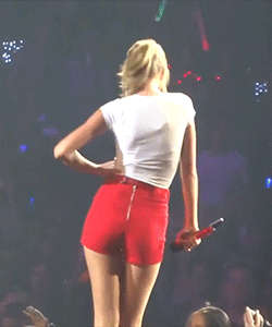 Taylor Swift Ass