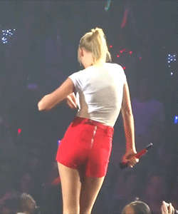 Taylor Swift Ass