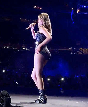 Taylor Swift Ass