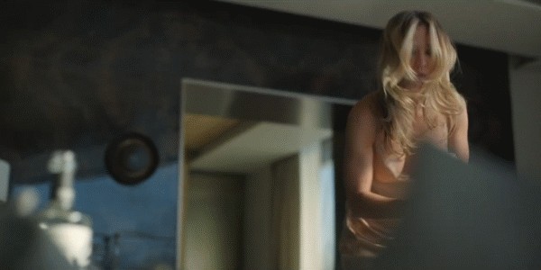 The Flight Attendant Gif Kaley Cuoco NSFW