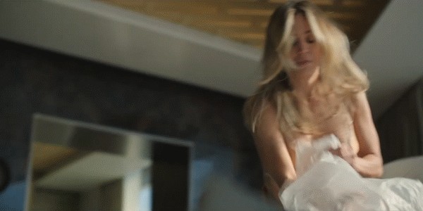 The Flight Attendant Gif Kaley Cuoco NSFW