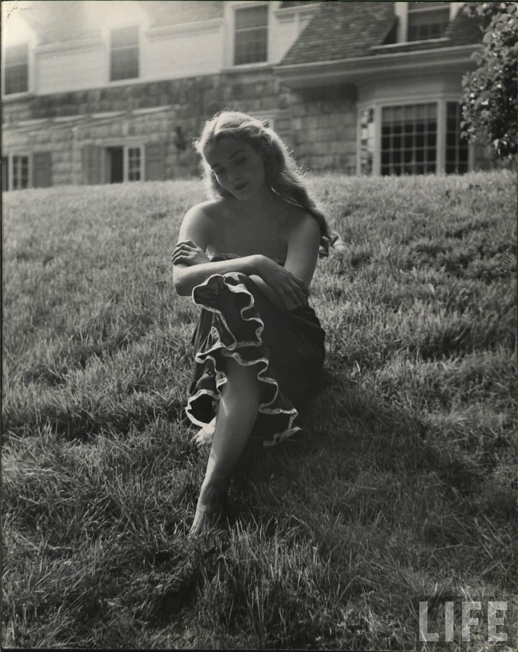 The Girl Next Door Photographed By Nina Leen For Life Magazine July 1949 NSF