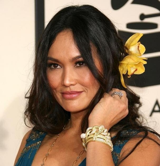 Tia Carrere