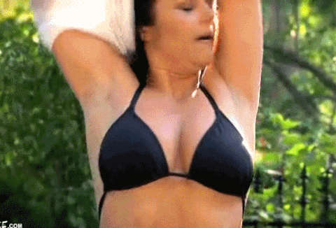 Tiffani Amber Thiessen Big Tits
