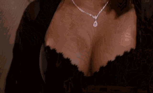 Tiffani Amber Thiessen Big Tits