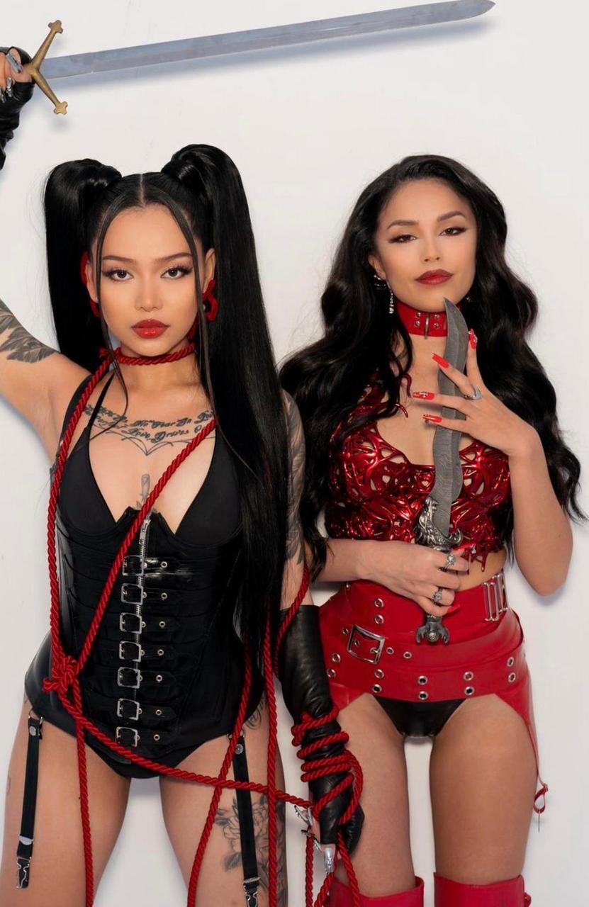 Valkyrae And Bella NSFW