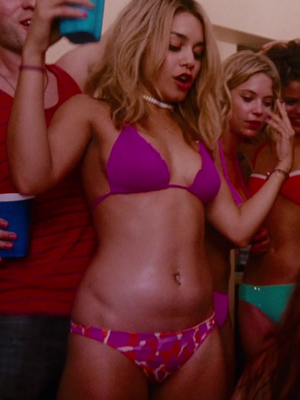 Vanessa Hudgens Spring Breakers Nude