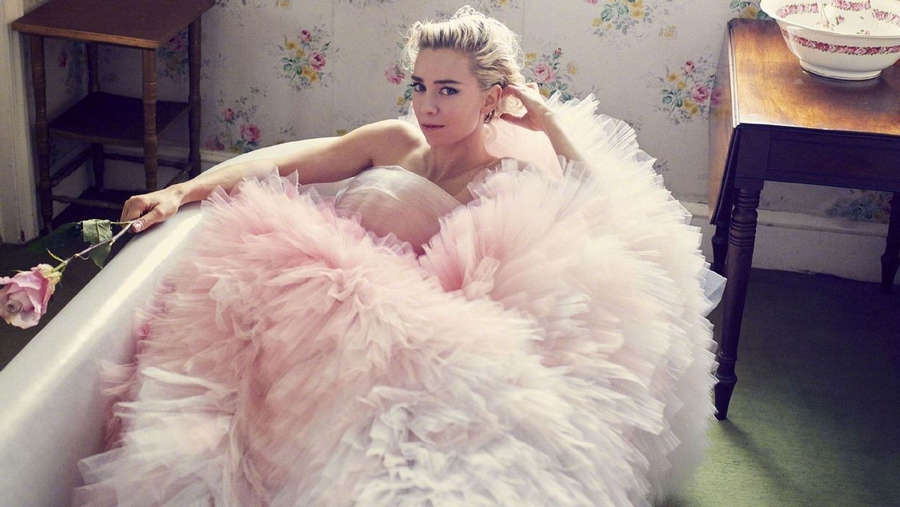 Vanessa Kirby NSFW