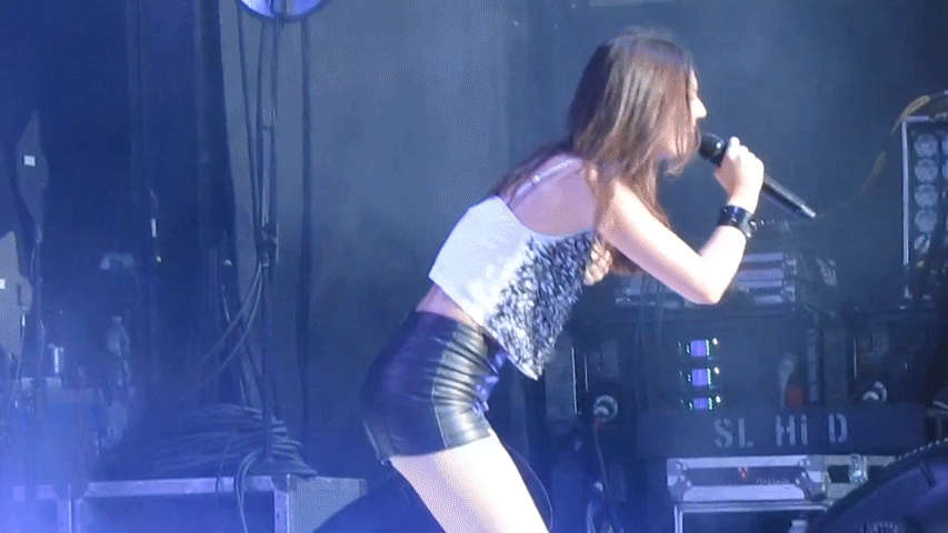 Victoria Justice Shaking Her Booty Ass