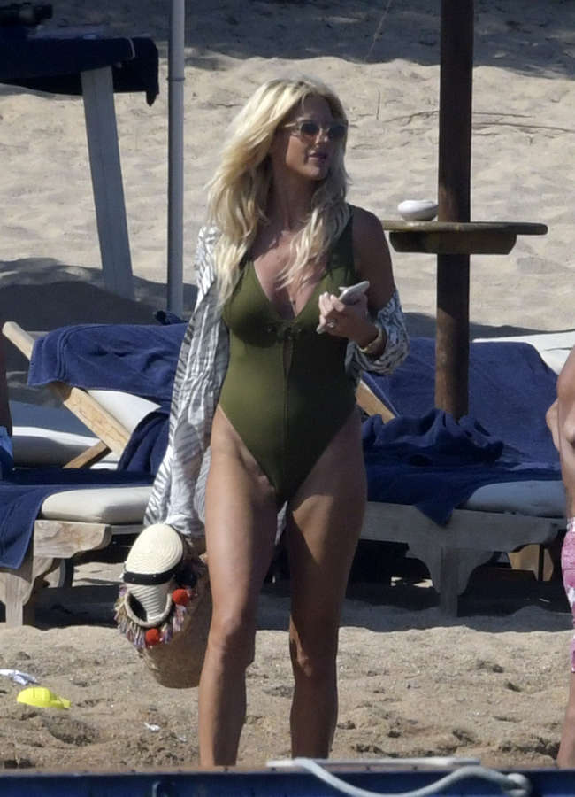 Victoria Silvstedt NSFW