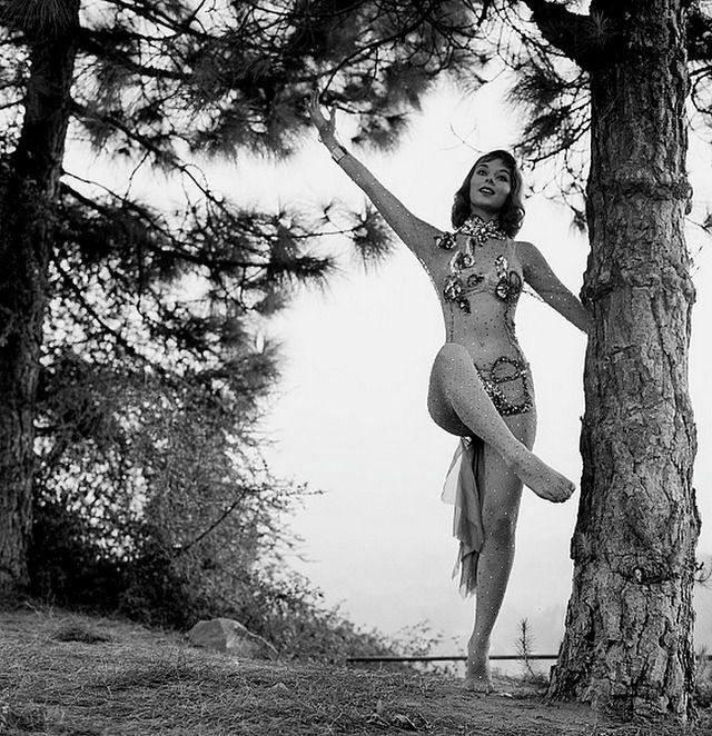 Vikki Dougan NSFW