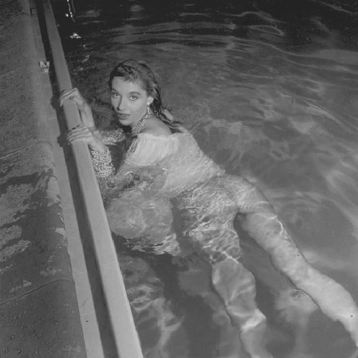 Vikki Dougan NSFW