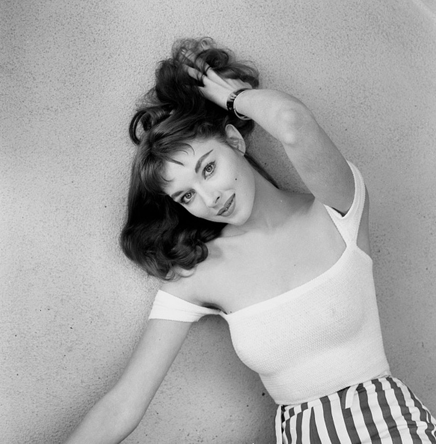 Vikki Dougan NSFW