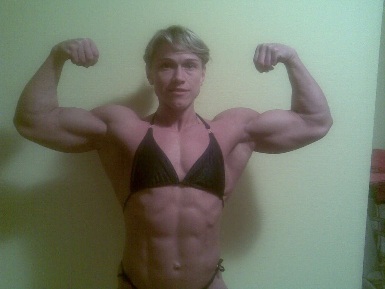 Viktoria Sheludko Muscles