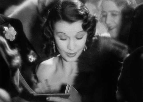 Vivien Leigh Signing Autographs In St Martins Lane NSFW