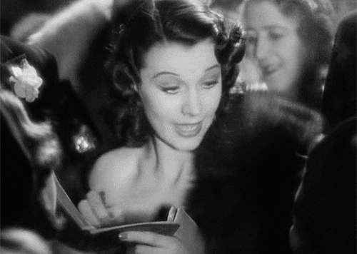 Vivien Leigh Signing Autographs In St Martins Lane NSFW