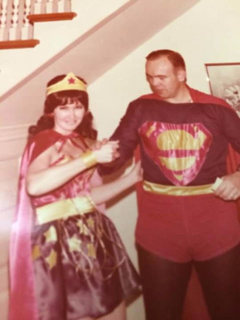 Women Rocking Wonder Woman Costumes In The Late 1970s And