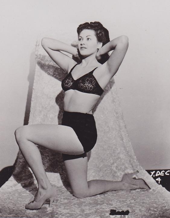 Yvonne De Carlo In 1941 NSF