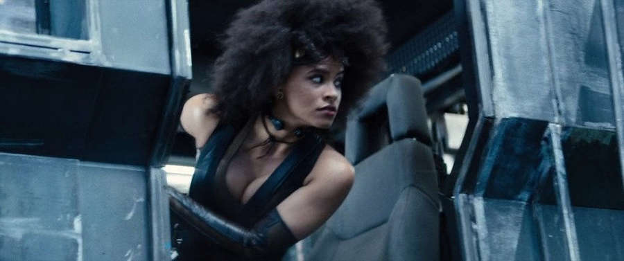 Nsfw zazie beetz.