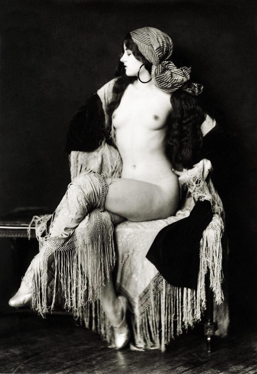 Ziegfeld Girl Virginia Biddle By Alfred Cheney Johnston Circa 1925 NSF